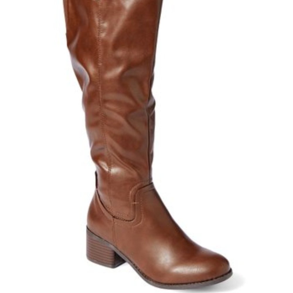 NWT Brown Slouchy Boot  - 6.5
